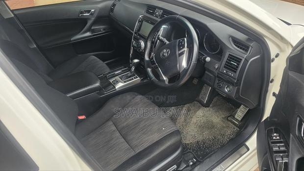 Toyota Mark X 2.5 RWD 2011 White