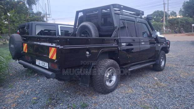 Toyota Land Cruiser 2017 Black