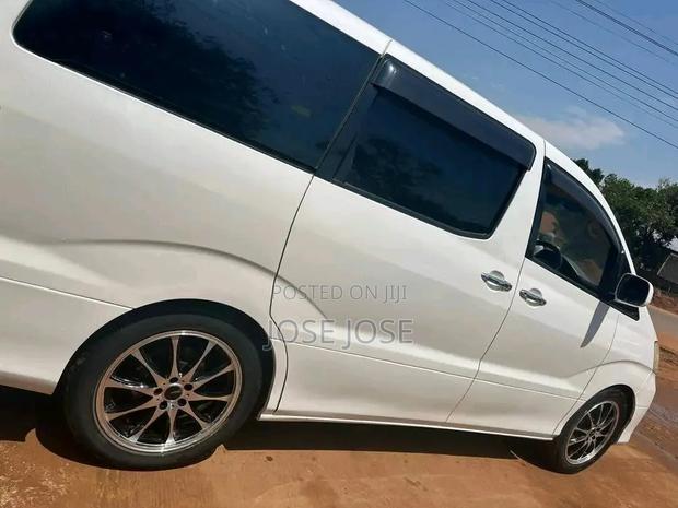 Toyota Alphard 2008 White