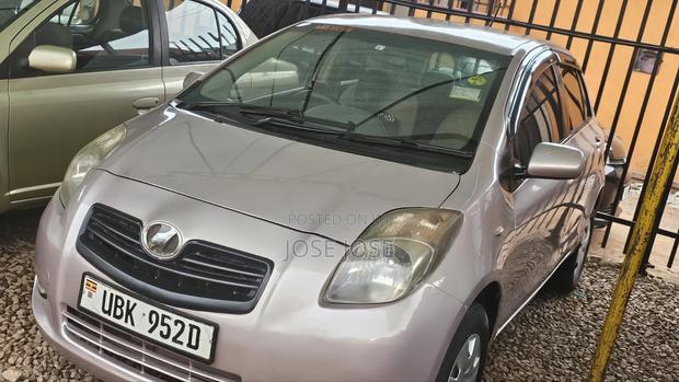 Toyota Vitz 2007