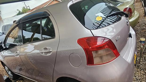 Toyota Vitz 2007