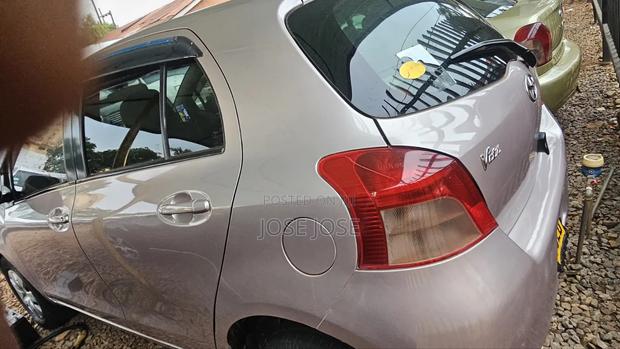 Toyota Vitz 2007