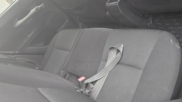 Toyota Auris 2009 Silver