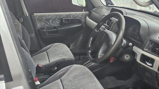 Mitsubishi Pajero 2002