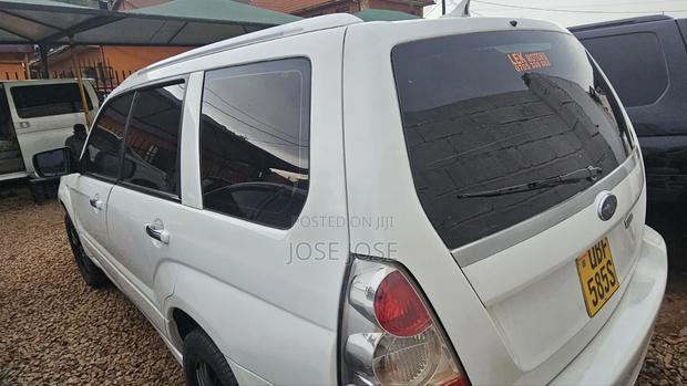 Subaru Forester 2006 White