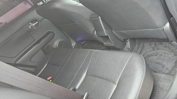 Toyota Corolla Rumion 2011 Black