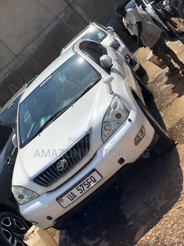 Toyota Harrier 2.4 2012 White