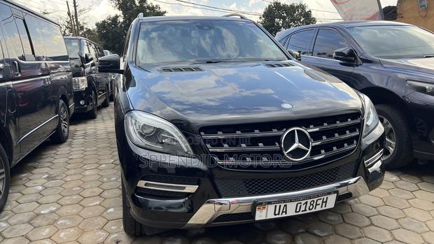 Mercedes-Benz M Class 2012 Black