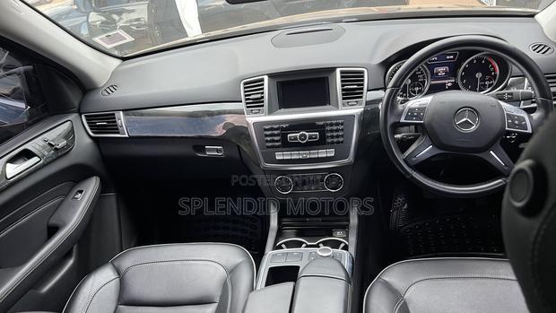 Mercedes-Benz M Class 2012 Black