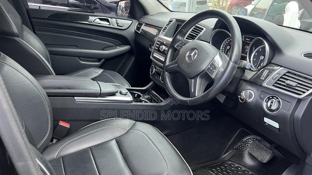Mercedes-Benz M Class 2012 Black