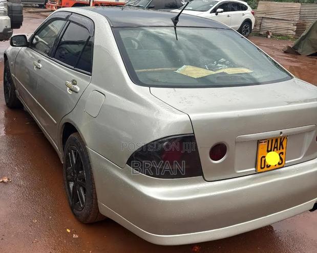 Toyota Altezza 2006 Gray