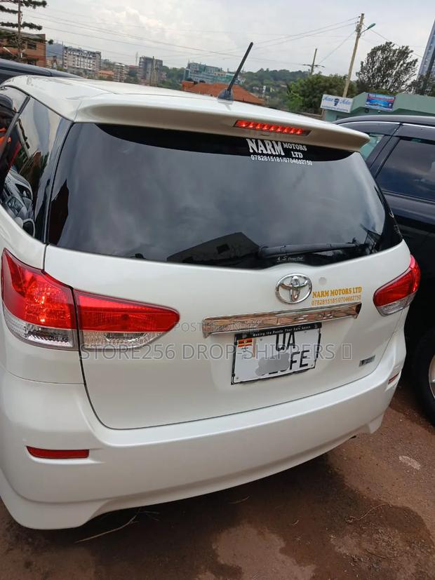 Toyota Wish 2012 White