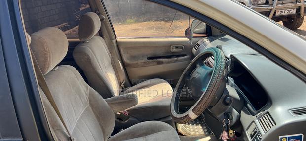 Toyota Ipsum 1999 White