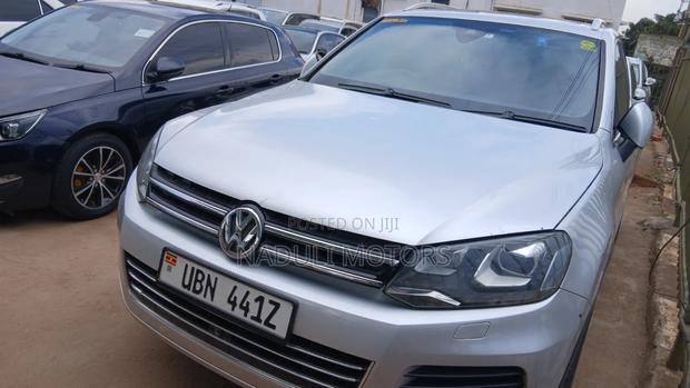 Volkswagen Touareg 2009 Silver