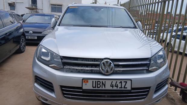 Volkswagen Touareg 2009 Silver