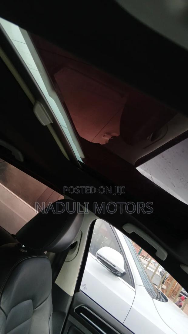 Volkswagen Golf 2012 Black