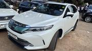 Toyota Harrier 2017 White for sale