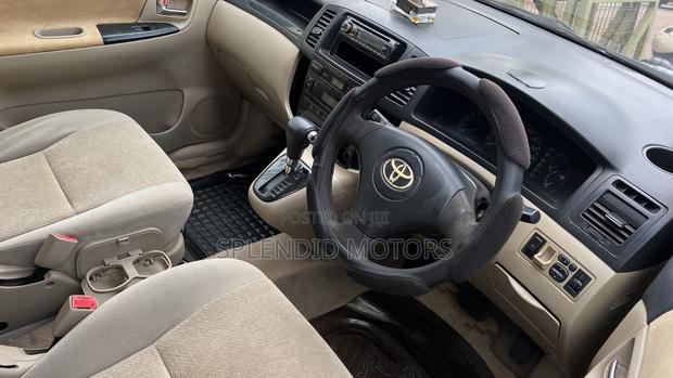 Toyota Corolla Spacio 2005 Silver