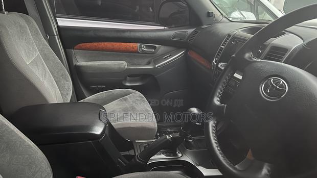Toyota Land Cruiser Prado 2008 Black