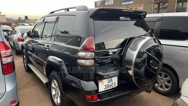 Toyota Land Cruiser Prado 2008 Black