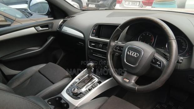 Audi Q5 2012 Silver