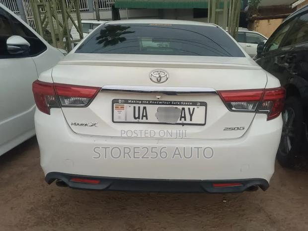 Toyota Mark X 2.5 RWD 2015 White