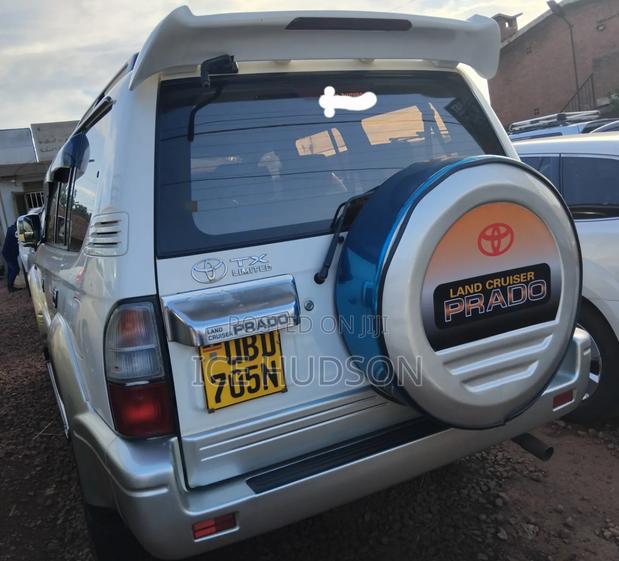 Toyota Land Cruiser Prado 2000