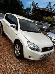 Toyota RAV4 2.2 D-4D 2008 White for sale