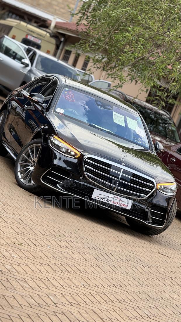 Mercedes-Benz S-Class 2022 Black