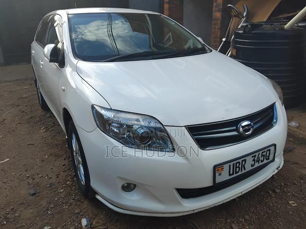 Toyota Corolla Fielder 2009 White