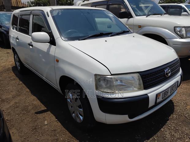 Toyota Probox 2007 White