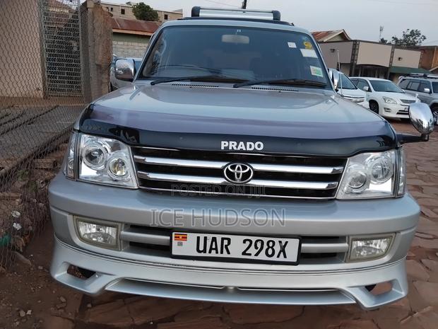 Toyota Land Cruiser Prado 2001 Silver