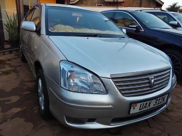 Toyota Premio 2003