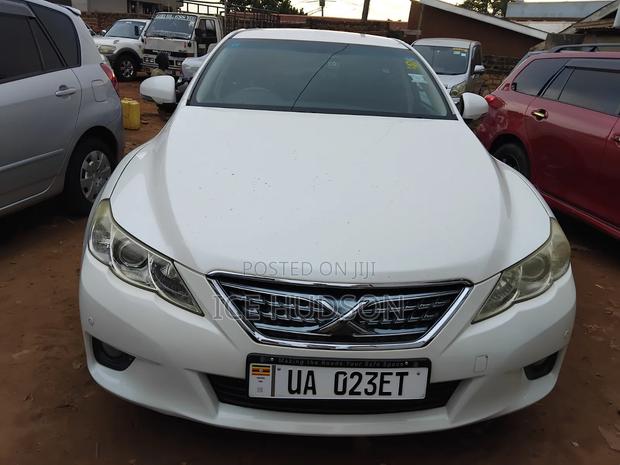 Toyota Mark X 2013 White