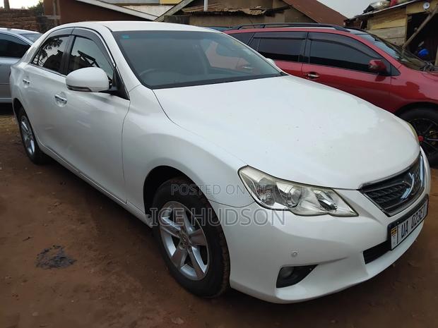 Toyota Mark X 2013 White