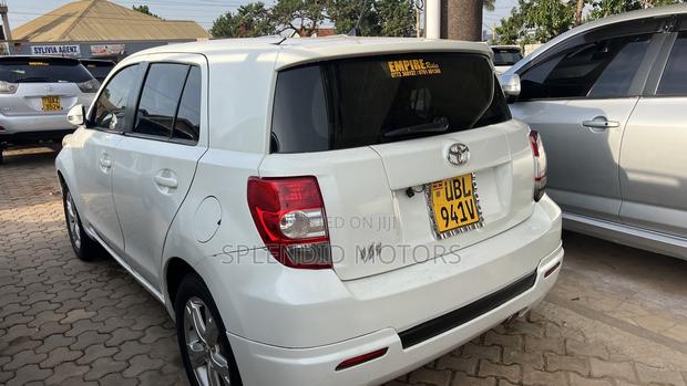 Toyota IST 2008 White