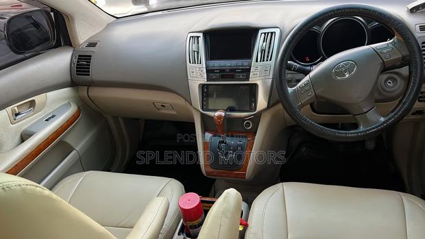 Toyota Harrier 2005 Burgundy