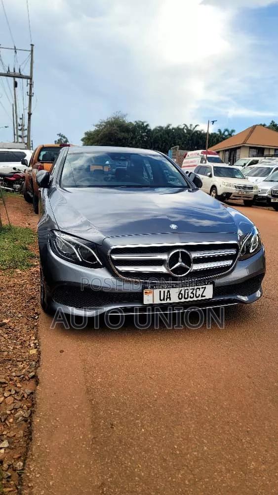 Mercedes-Benz E200 2017 Gray