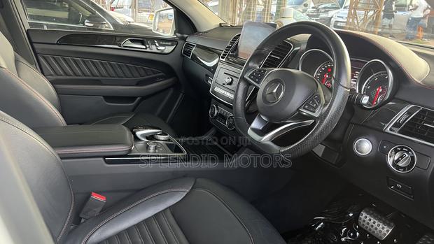 Mercedes-Benz GLE-Class 2017 White
