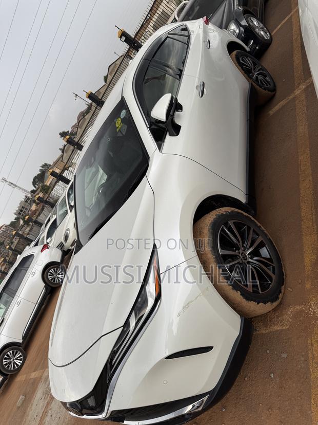 Toyota Harrier 2.0 2020
