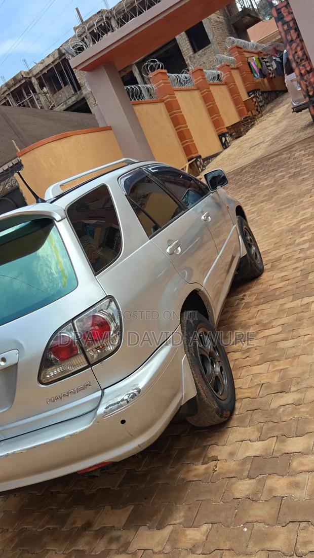 Toyota Harrier 2.4 2004 Silver