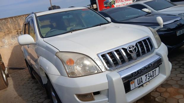 Toyota Land Cruiser Prado 2006 White