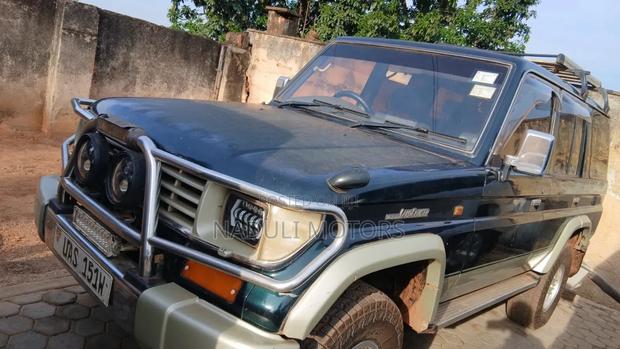 Toyota Land Cruiser Prado 2003 Green