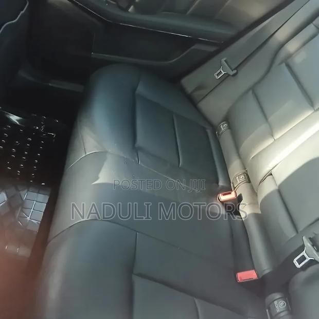 Mercedes-Benz E300 2015 Black