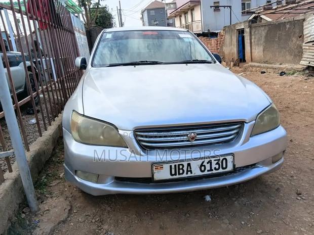 Toyota Altezza 2004 Silver