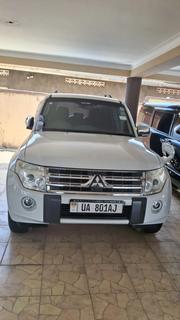 Mitsubishi Pajero 3.2 Di-Dc GLS 2011 White for sale