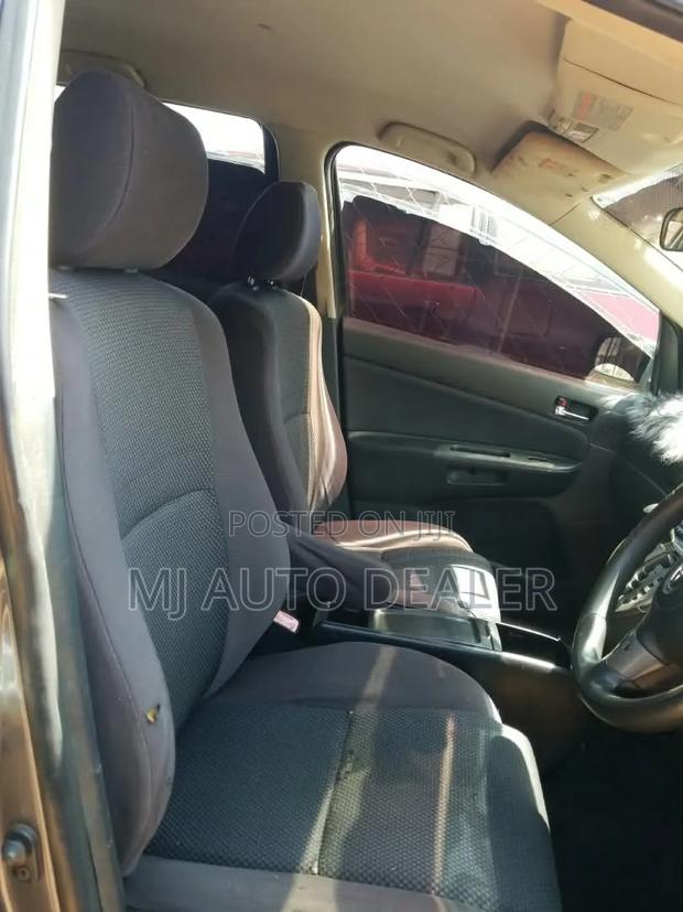 Toyota Wish 2006 Gray