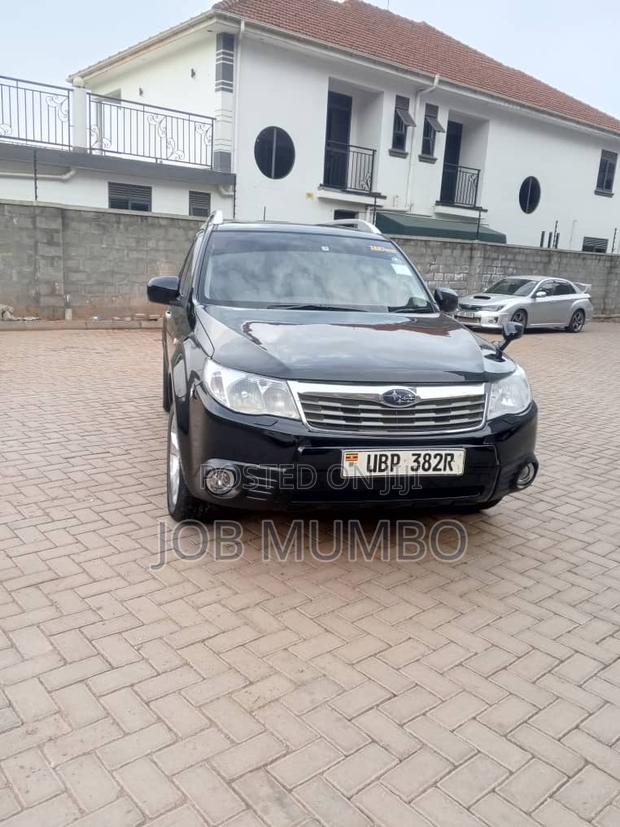 Subaru Forester 2010 Black