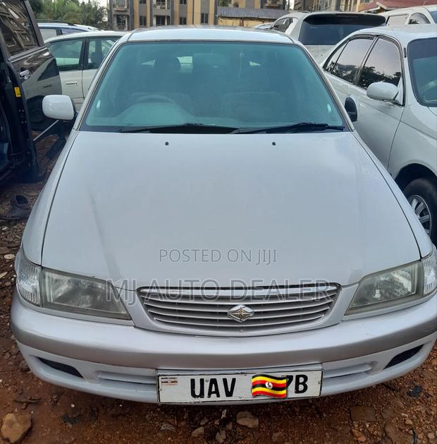 Toyota Premio 2002 White