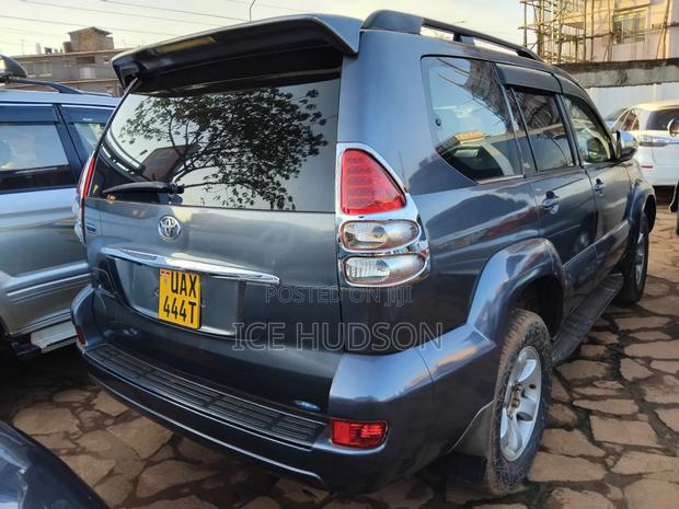 Toyota Land Cruiser Prado 2007 Matt Black